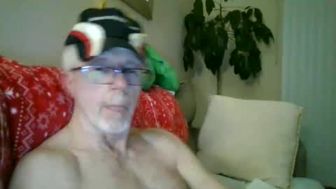 johnnyrocket12345678 online show from December 28, 2024, 4:41 am