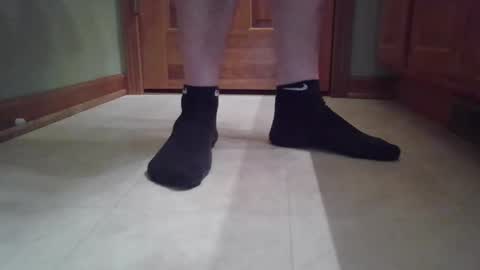 Johnny online show from April 10, 2026, 7:13 am