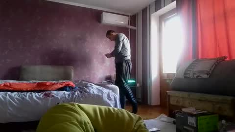 johnoreon online show from October 12, 2025, 6:56 am