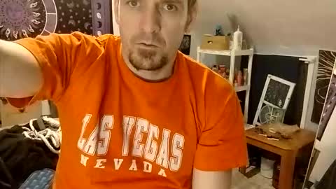 Snapshot of johnpaulkent82 chatting on March 1, 2026, 8:38 am johnpaulkent82 online show from March 1, 2026, 8:38 am