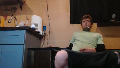 Snapshot of johnplayer23 chatting on December 17, 2024, 12:34 am johnplayer23 online show from December 17, 2024, 12:34 am