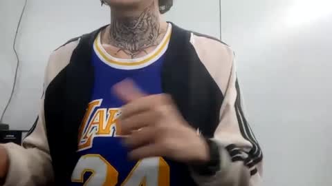 johnsonisaac94  online show from February 7, 2025, 5:31 am