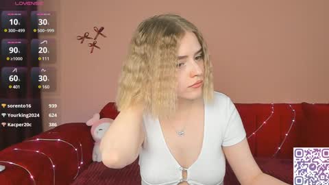 Snapshot of joice_queen chatting on January 9, 2025, 12:46 am Paula online show from January 9, 2025, 12:46 am