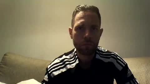 jojo19844 online show from October 1, 2025, 9:15 am