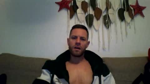 jojo19844 online show from December 15, 2025, 10:25 pm