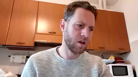 jojo19844 online show from March 19, 2026, 4:44 pm