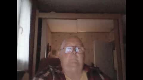 jojo60000529566 online show from May 5, 2026, 6:49 pm