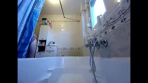 jojo670000 online show from January 7, 2025, 2:08 pm