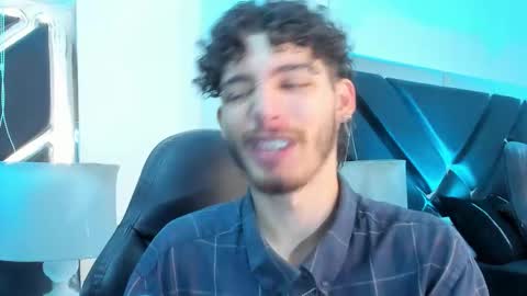 jojobraando online show from December 1, 2025, 12:15 am