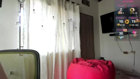 Snapshot of jolie_reyes1 chatting on December 7, 2024, 6:37 pm jolie_reyes1 online show from December 7, 2024, 6:37 pm