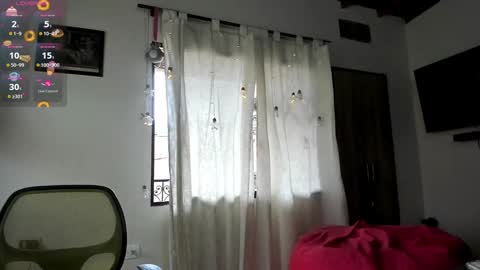 Snapshot of jolie_reyes1 chatting on December 21, 2024, 6:44 pm jolie_reyes1 online show from December 21, 2024, 6:44 pm