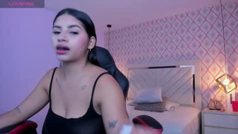 Snapshot of joliebenson1 chatting on July 18, 2026, 2:38 am J O L I E online show from July 18, 2026, 2:38 am