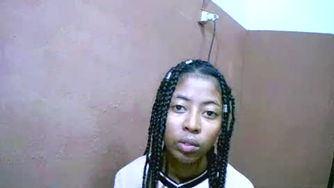 Snapshot of joliekah27 chatting on February 28, 2025, 2:20 am joliekah27 online show from February 28, 2025, 2:20 am