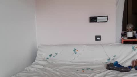 Rose online show from October 6, 2025, 1:41 pm