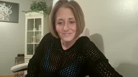 Jolie online show from November 10, 2025, 9:58 pm