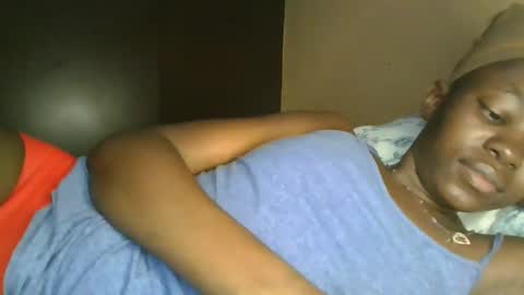 jollynabeb online show from November 8, 2025, 3:07 am