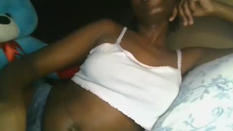 jollynabeb online show from February 19, 2026, 8:27 pm