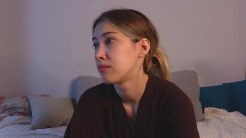 Viola online show from October 11, 2025, 11:09 am