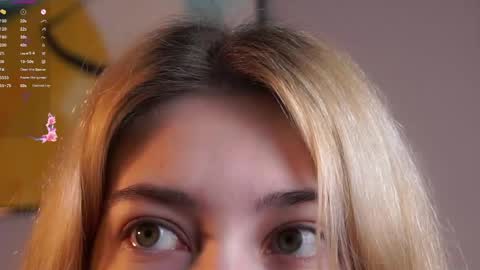 Viola online show from April 15, 2026, 1:18 pm