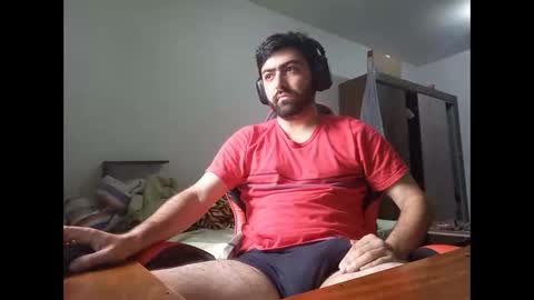 jonasf2525 online show from December 1, 2025, 6:24 pm