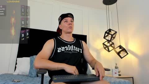 Jonathan Danielss  online show from January 30, 2025, 2:58 pm