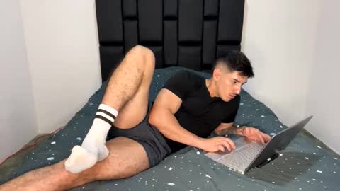 jonathancast08 online show from April 13, 2026, 6:24 pm