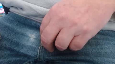 joncpics online show from January 12, 2026, 6:13 pm