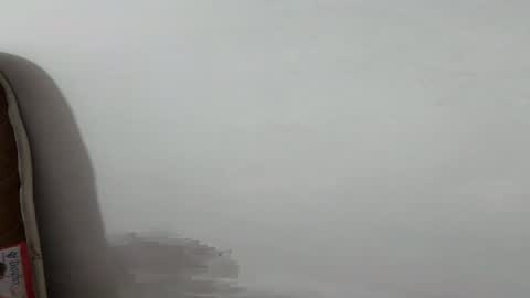 Snapshot of jonlis01 chatting on December 22, 2025, 2:41 am jonlis01 online show from December 22, 2025, 2:41 am