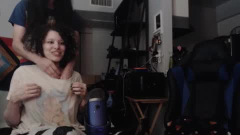 jonmessfan online show from October 30, 2025, 8:31 pm