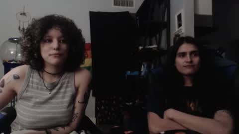 jonmessfan online show from November 2, 2025, 4:42 pm