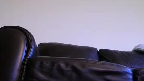 Snapshot of jonny4u_xxx chatting on March 6, 2025, 12:09 pm John online show from March 6, 2025, 12:09 pm