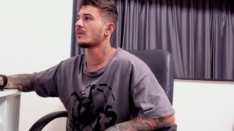 jonnyporn1 online show from January 24, 2025, 9:26 pm