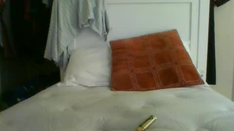 Snapshot of jono100275976 chatting on February 3, 2025, 5:24 pm Joko online show from February 3, 2025, 5:24 pm