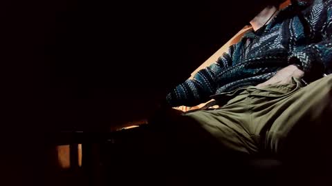 Snapshot of jontn_swift chatting on October 19, 2025, 4:24 am Jonathon Swift online show from October 19, 2025, 4:24 am