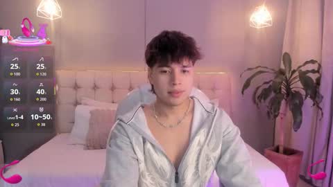 Snapshot of jordan_24_ chatting on October 23, 2025, 9:35 pm JORDAN online show from October 23, 2025, 9:35 pm