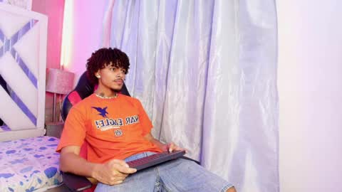 Snapshot of jordan_love7 chatting on April 8, 2026, 12:27 pm jordan online show from April 8, 2026, 12:27 pm