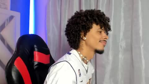 Snapshot of jordan_love7 chatting on April 15, 2026, 12:23 pm jordan online show from April 15, 2026, 12:23 pm