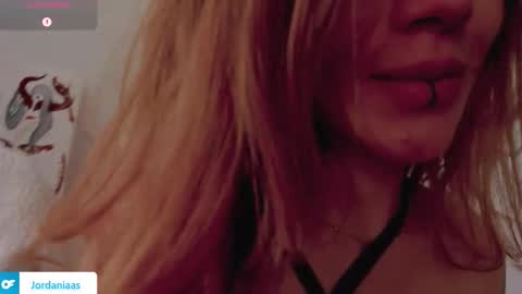 Snapshot of jordaniaa_ chatting on September 29, 2025, 5:40 pm Megan  OF Jordaniaas online show from September 29, 2025, 5:40 pm