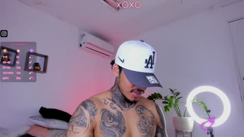 Snapshot of jordansmiith_ chatting on January 24, 2025, 1:24 am Jordan Smith online show from January 24, 2025, 1:24 am