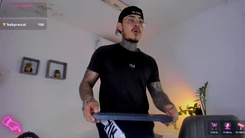 Snapshot of jordansmiith_ chatting on February 21, 2025, 8:49 pm Jordan Smith online show from February 21, 2025, 8:49 pm