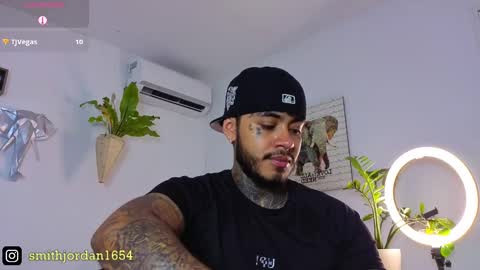 Snapshot of jordansmiith_ chatting on September 16, 2025, 9:05 pm Jordan Smith online show from September 16, 2025, 9:05 pm