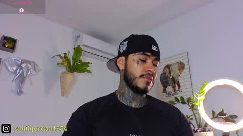 Snapshot of jordansmiith_ chatting on September 22, 2025, 8:44 pm Jordan Smith online show from September 22, 2025, 8:44 pm