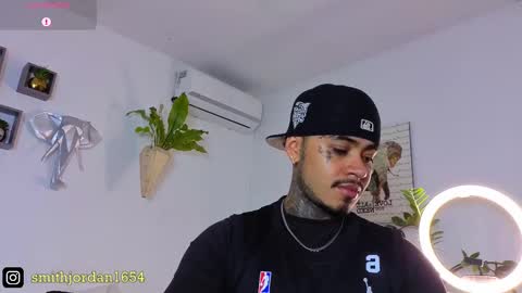 Snapshot of jordansmiith_ chatting on September 30, 2025, 9:20 pm Jordan Smith online show from September 30, 2025, 9:20 pm