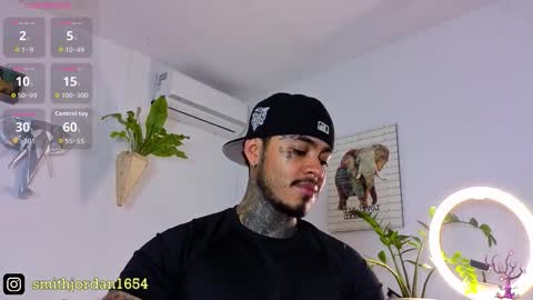 Snapshot of jordansmiith_ chatting on October 15, 2025, 9:15 pm Jordan Smith online show from October 15, 2025, 9:15 pm