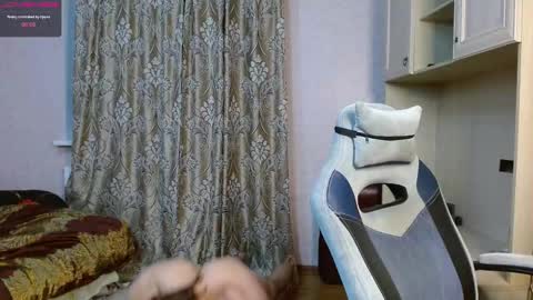 Jora online show from February 12, 2025, 6:51 pm