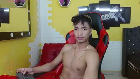 jose_sexycumm online show from January 7, 2026, 9:17 pm