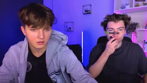 joseph_bear_ online show from February 1, 2026, 9:41 am