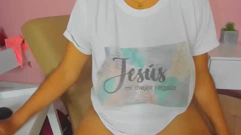 Snapshot of josephinesmiths chatting on December 5, 2024, 8:00 pm josephinesmiths online show from December 5, 2024, 8:00 pm