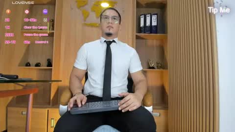joshmiller___ online show from July 8, 2026, 11:48 am