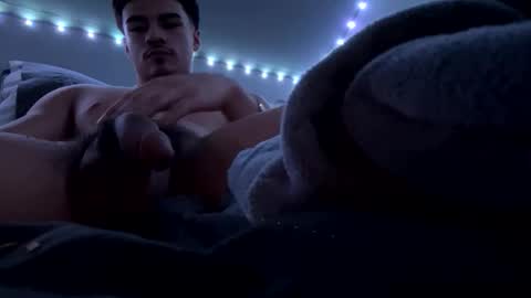 Snapshot of joshrosh1233 chatting on February 17, 2026, 10:27 pm joshrosh1233 online show from February 17, 2026, 10:27 pm